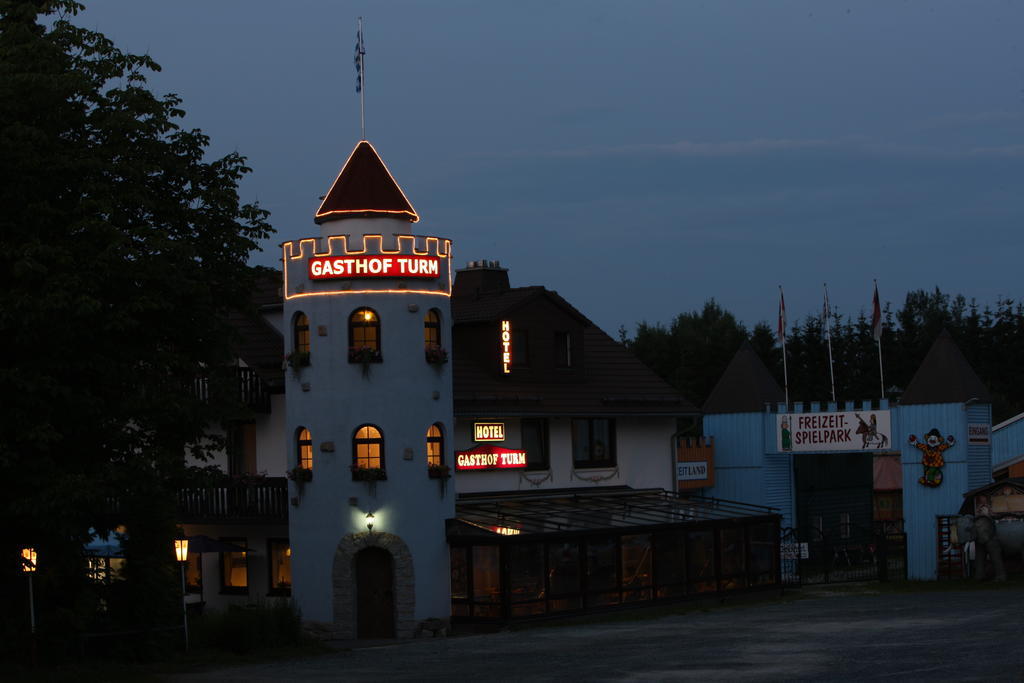 Hotel Gasthof Turm Grunhaid Bagian luar foto